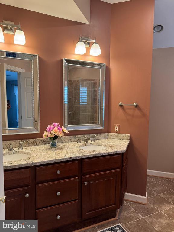 Building Photo - 2181 Wolftrap Ct