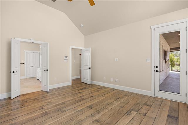 Building Photo - 2310 Vienna Dr