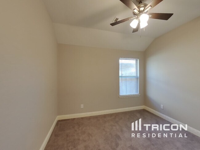 Building Photo - 4240 Calla Dr