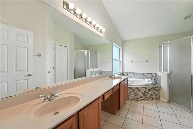 Building Photo - 2543 Double Tree Pl