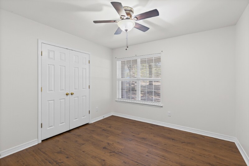 Building Photo - 3281 Woodard Dr