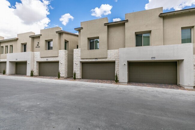 Building Photo - GORGEOUS SUMMERLIN WEST COMMUNITY**TONS OF UPGRADES*CITY AND STRIP VIEWS*COMMUNITY POOL AND SPA*