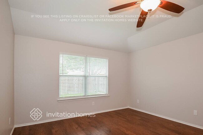 Building Photo - 1023 Concan Dr