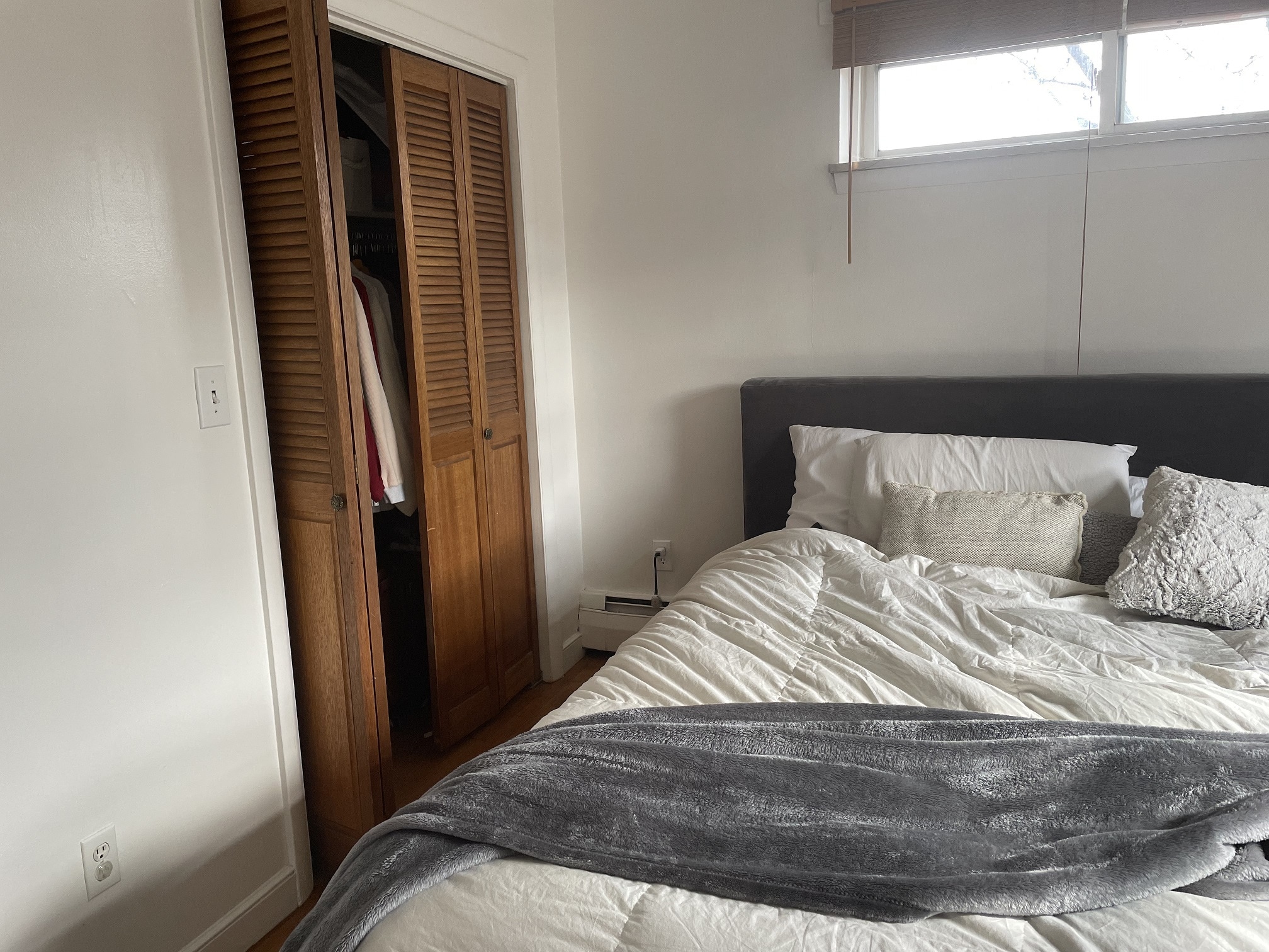 Building Photo - 14 Commonwealth Ct