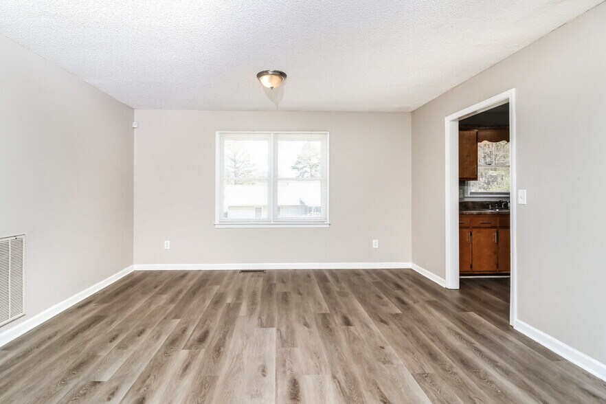 Building Photo - 56 Habersham Cir NE