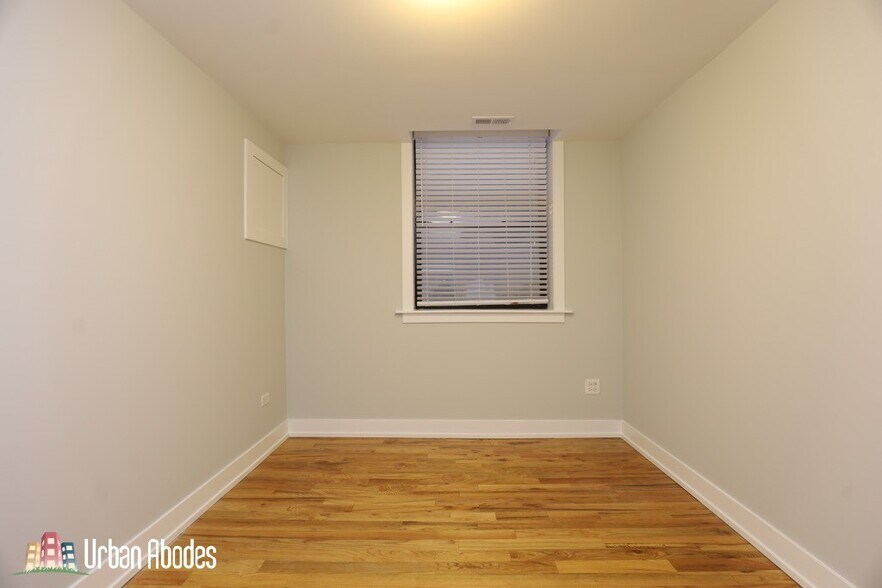 Building Photo - 564 W Arlington Pl