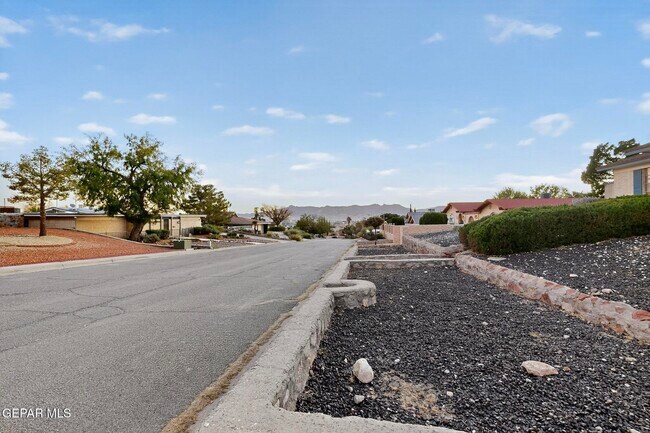 Building Photo - 1509 Lost Padre Mine Dr