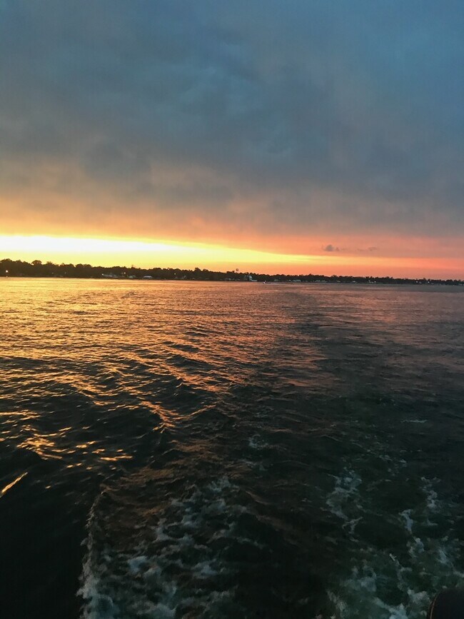 Building Photo - 1200 E Main St