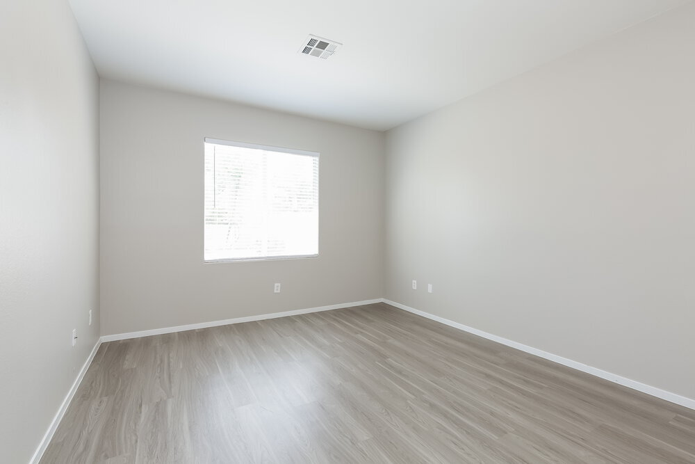 Building Photo - 1015 Cove Palisades Dr