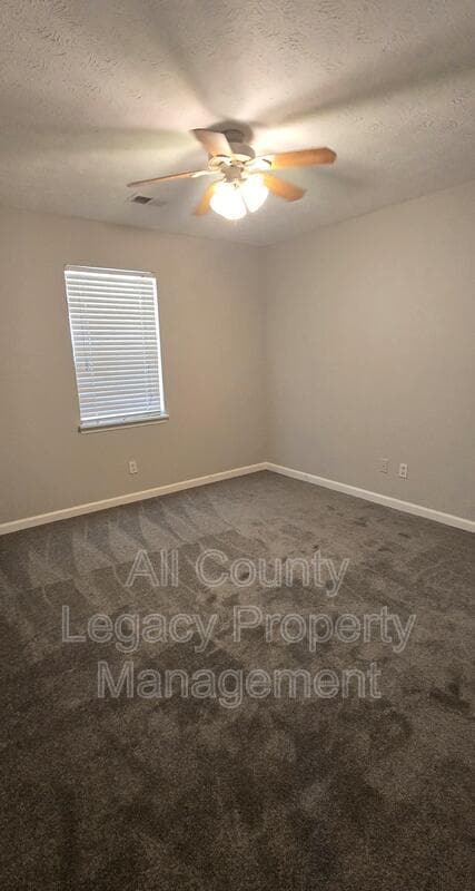 Building Photo - 155 Hope Hollow Rd