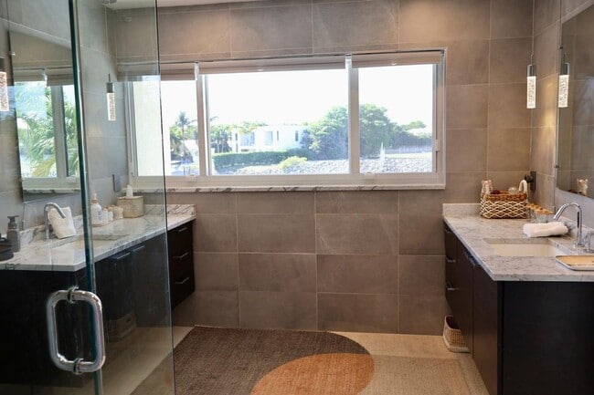 Building Photo - 134 Harbor Cir