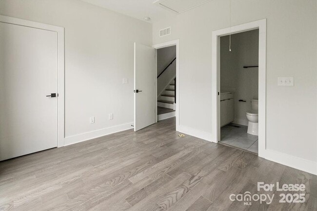 Building Photo - 1212 Minter Pl