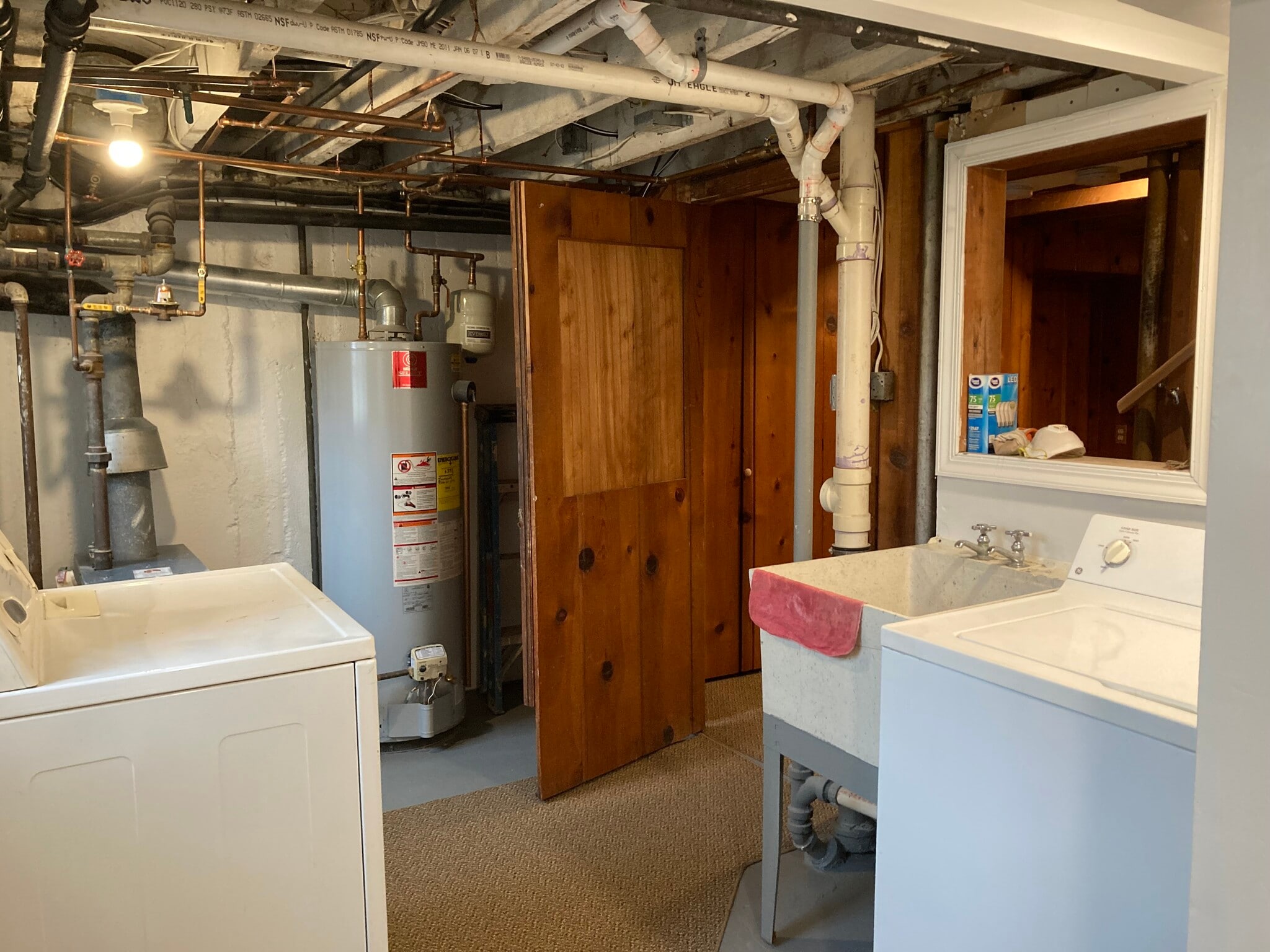 Laundry - 3606 S St NW
