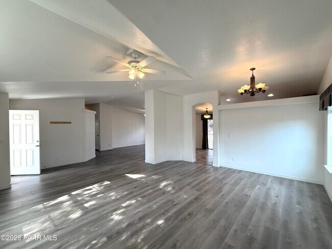 Building Photo - 2828 Jerry St