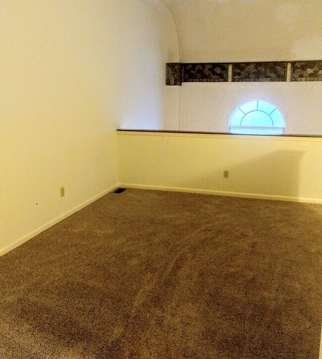 Building Photo - The Uptown Lofts 215