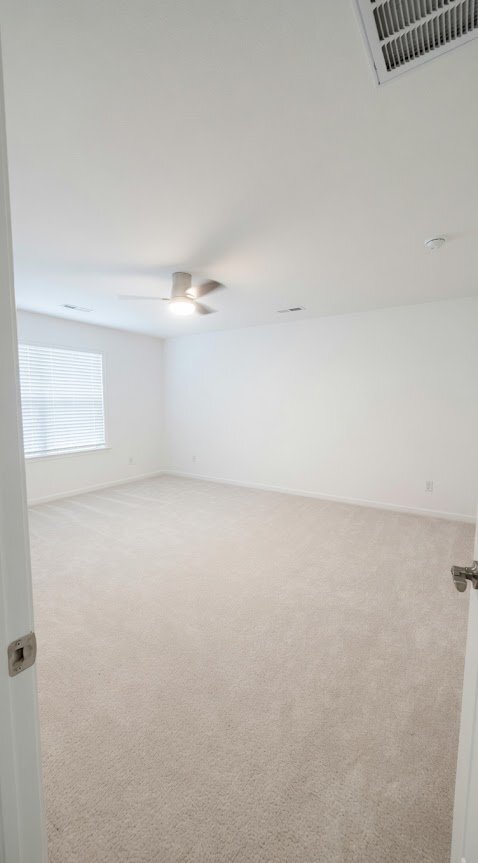 Building Photo - 5531 Hydrangea St