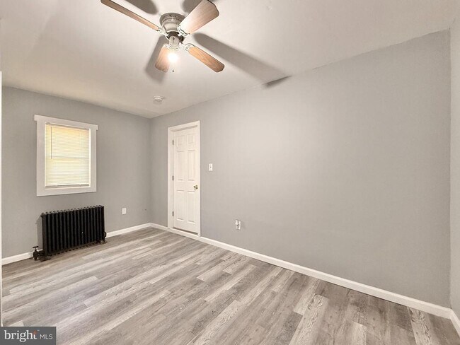 Building Photo - 840 Cumberland St