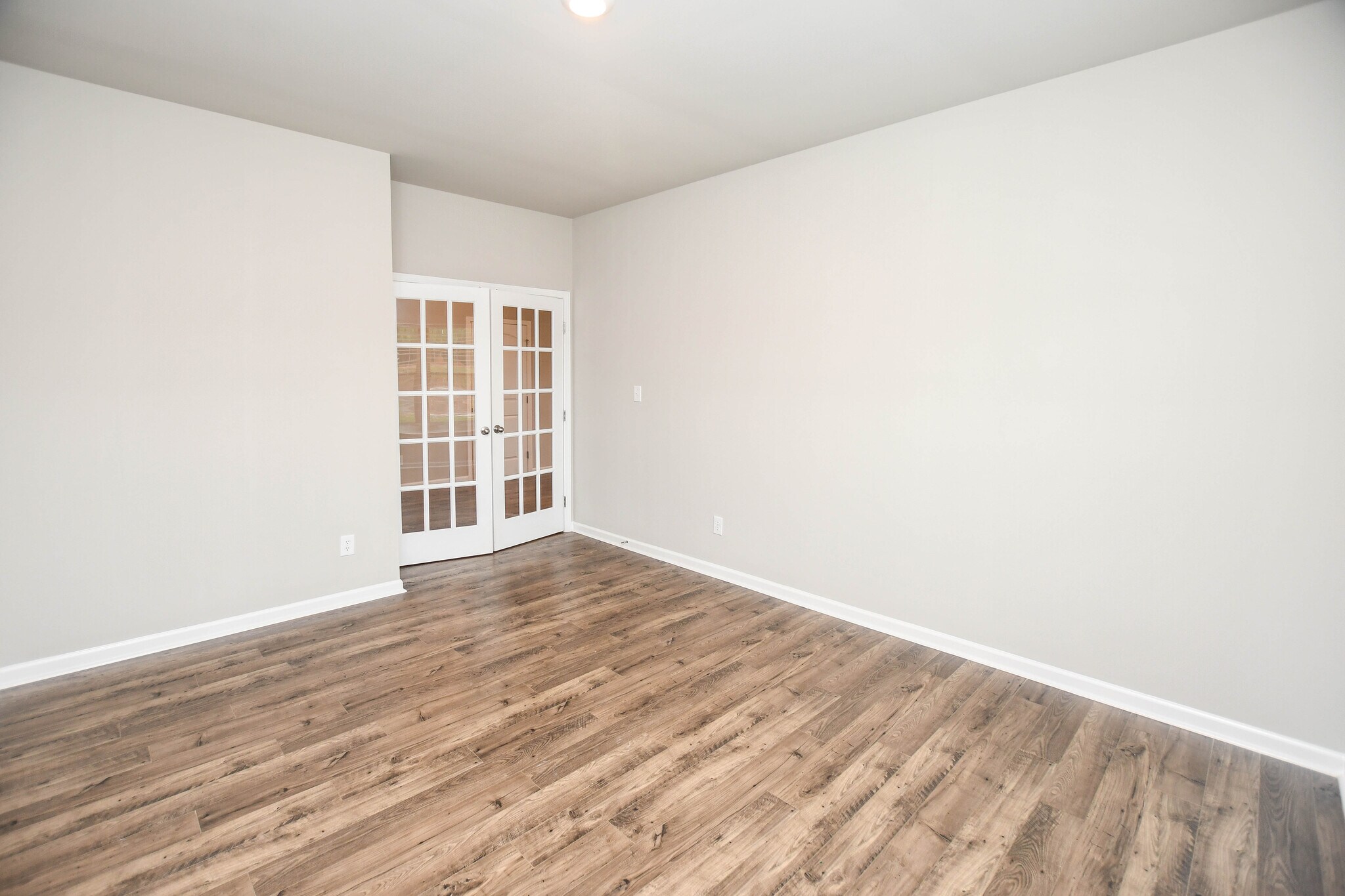 Building Photo - 102 Duskwood Dr