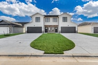 Building Photo - Long Beach-Tracy Plan