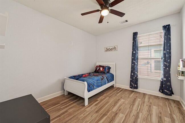 Building Photo - 4418 Brinton Saddle Ln