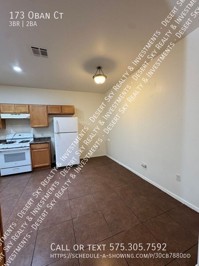 Building Photo - 173 Oban Ct