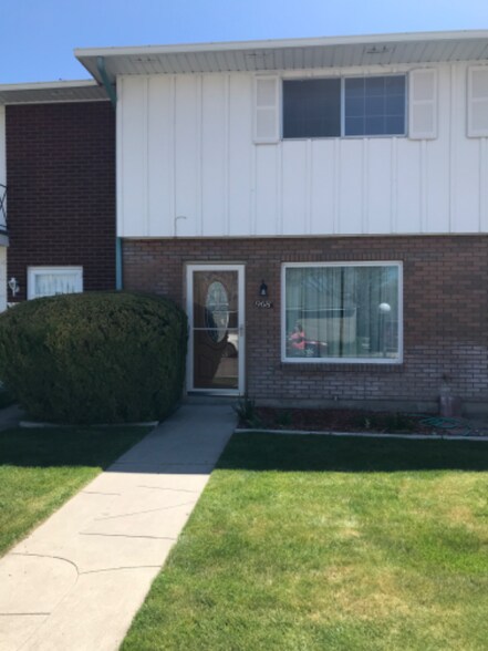 Building Photo - 968 McKinley Ave