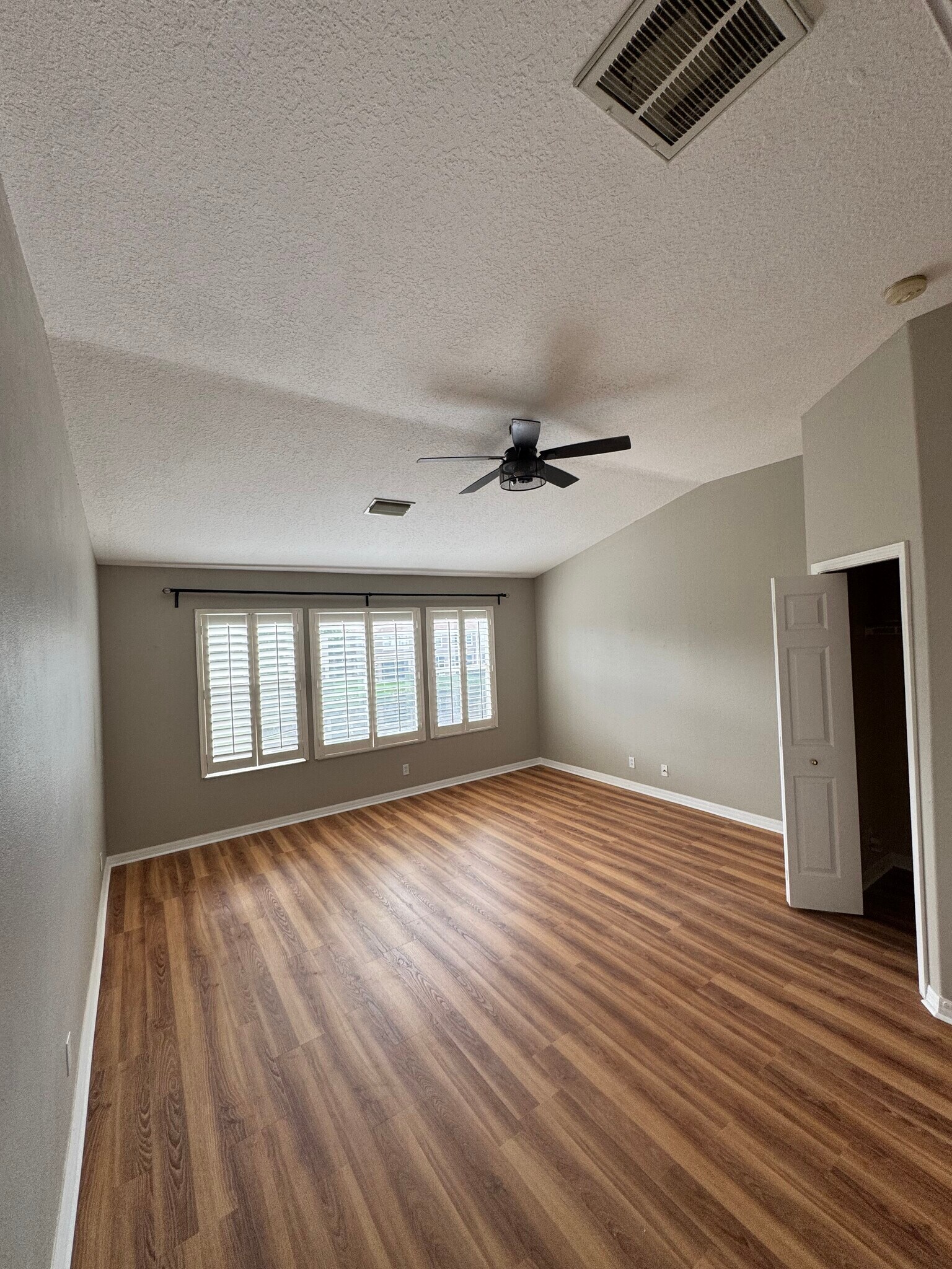 Master bedroom - 5308 61st Ter N