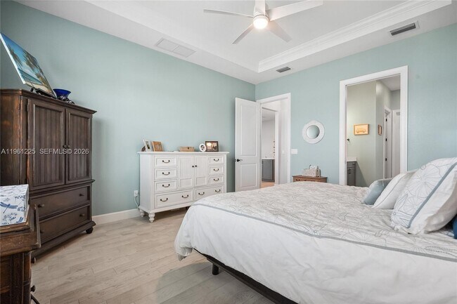 Building Photo - 9734 SW Meridian Wy