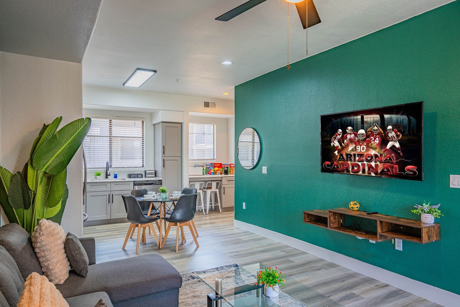 Building Photo - 6610 N 93rd Ave