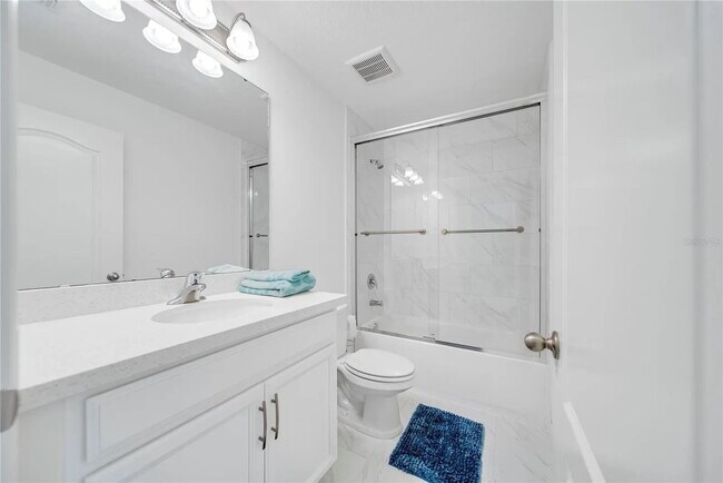 Building Photo - Stunning Fully Furnished 4 Bed Home with Resort-Style Community Amenities