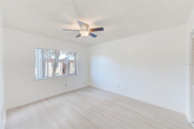 Building Photo - 603 N Keene Rd