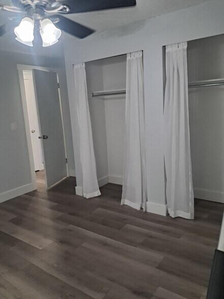 Upstairs bdrm 1 closets (2) - 111 Center St