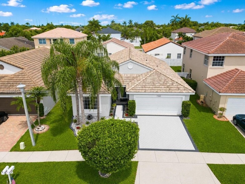 Building Photo - 17485 SW 29th St