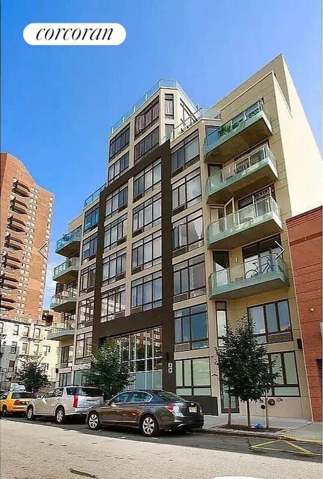 Building Photo - 342 E 110th St