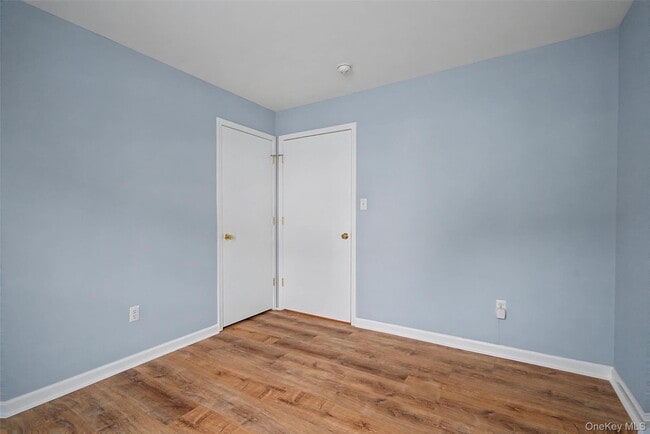 Building Photo - 261 Ruth Ct