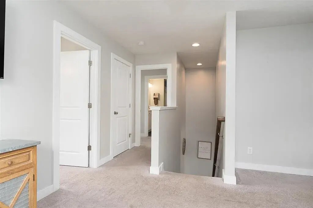 Building Photo - 2630 Dellwood Valley Ln