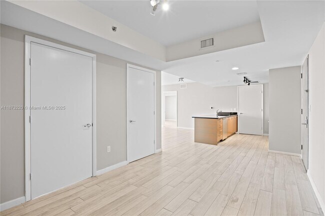 Building Photo - 50 Biscayne Blvd