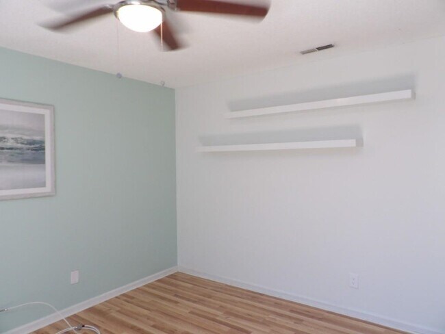 Building Photo - 1100 Possum Trot Rd