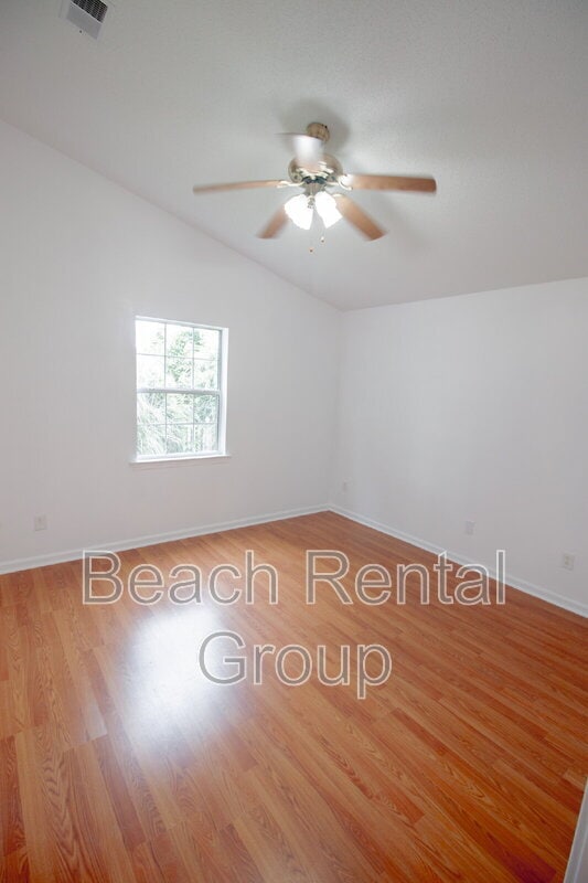 Building Photo - 9490 Leeds Cir