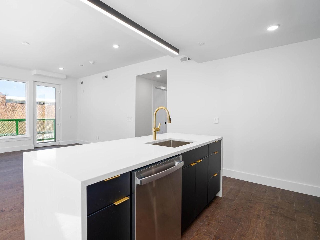 Building Photo - 1501 N 31st St