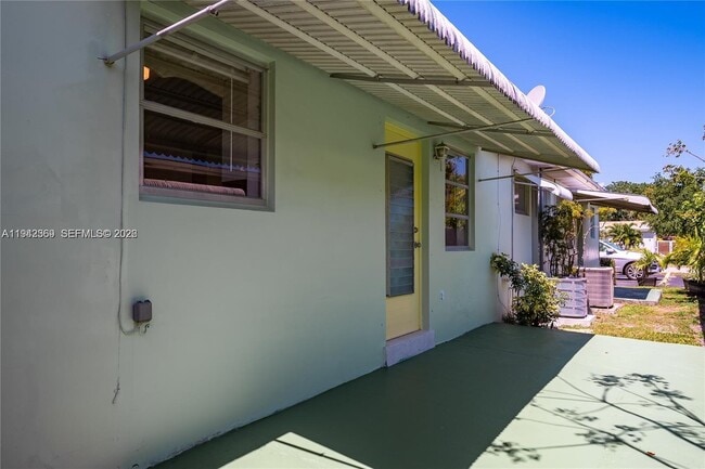 Building Photo - 2700 Pierce St