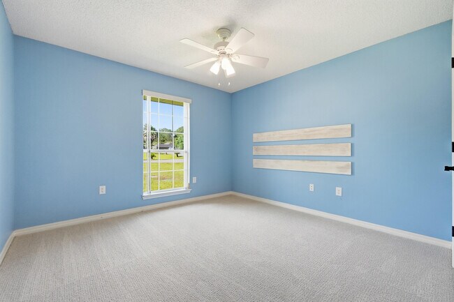 Building Photo - 4881 Traxx St
