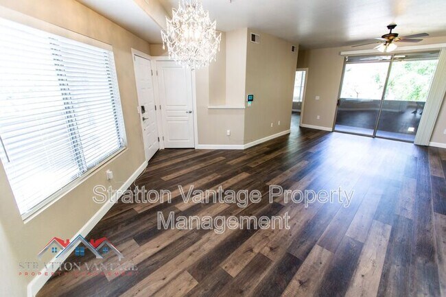 Building Photo - 11680 E Sahuaro Dr
