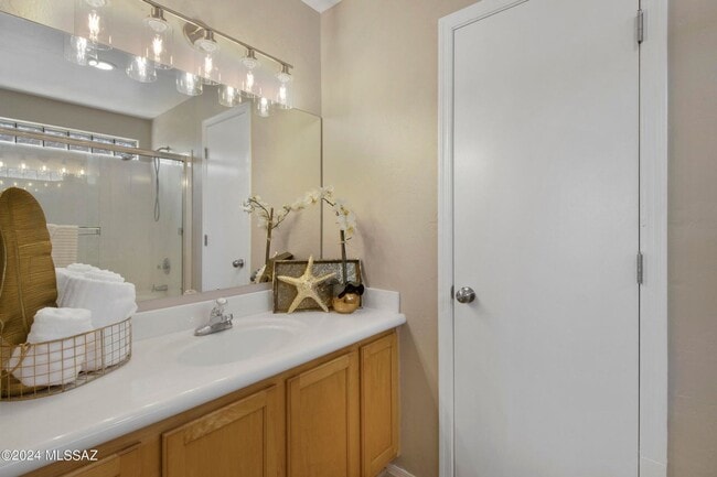 Building Photo - Gorgeous home in Rita Ranch