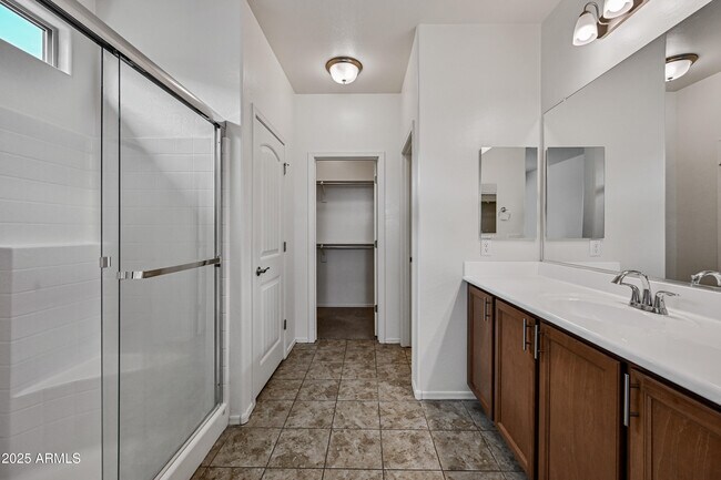Building Photo - 17677 W Country Club Terrace