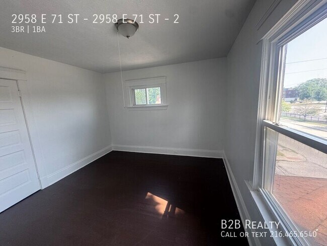 Building Photo - 2958 E 71st St