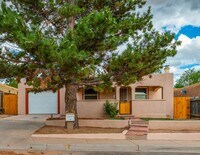 Building Photo - 2911 Avenida Alamosa