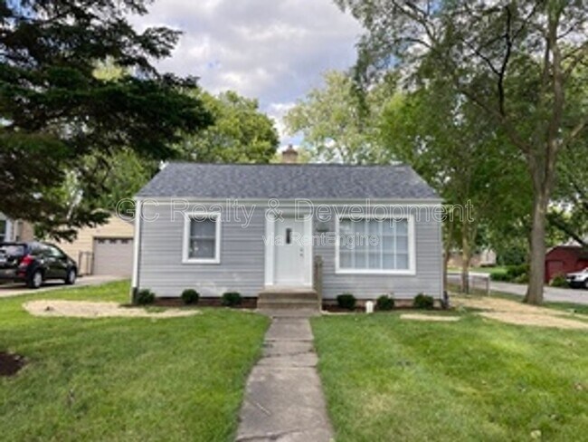 Building Photo - 4315 Stanley Ave