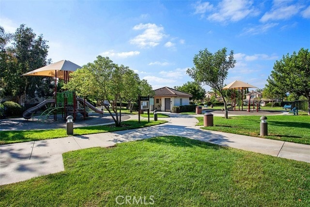 Building Photo - 27731 Daisyfield Dr