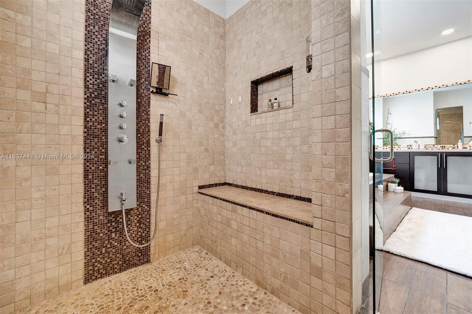 Building Photo - 5050 SW 166th Ave